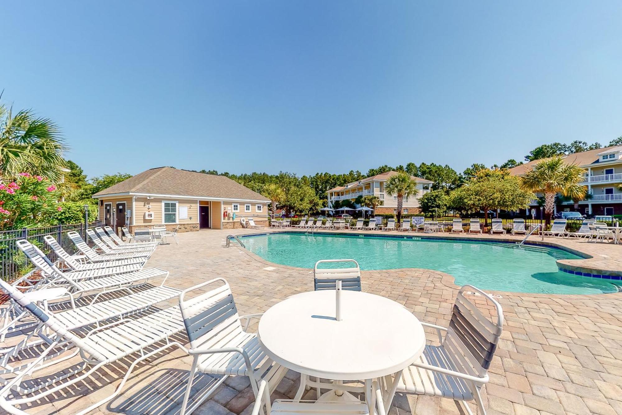 Yellow Daisy & Beach Escape North Myrtle Beach Exterior photo